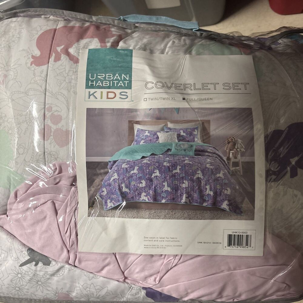 Urban Habitat Full Queen  Bedding Quilt Cover Set Unicorn Reversible 4 Pcs Girls